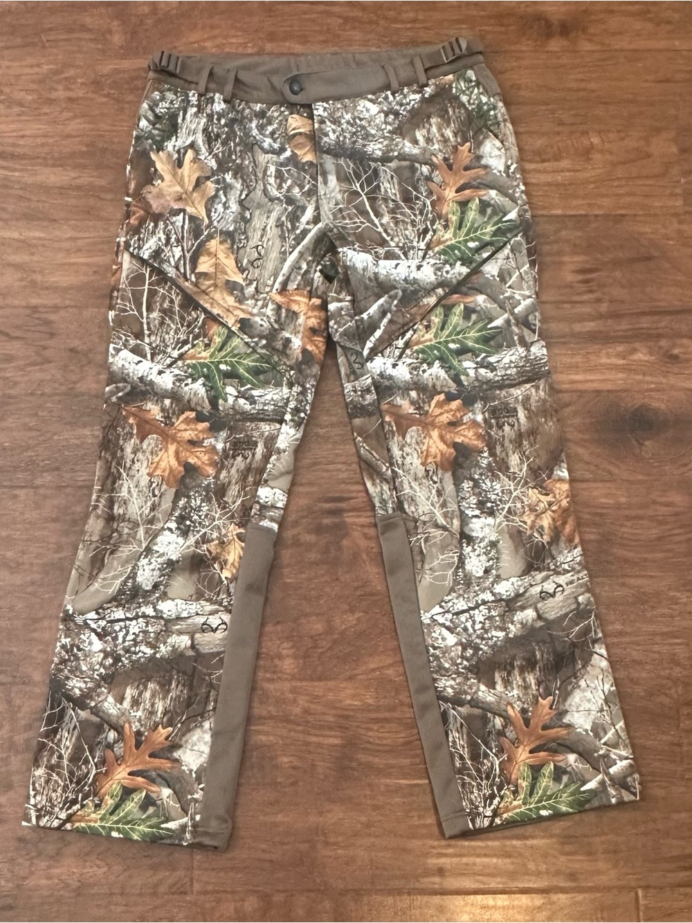 Camouflage Hunting Pants in Brown & Green Leaf Pattern